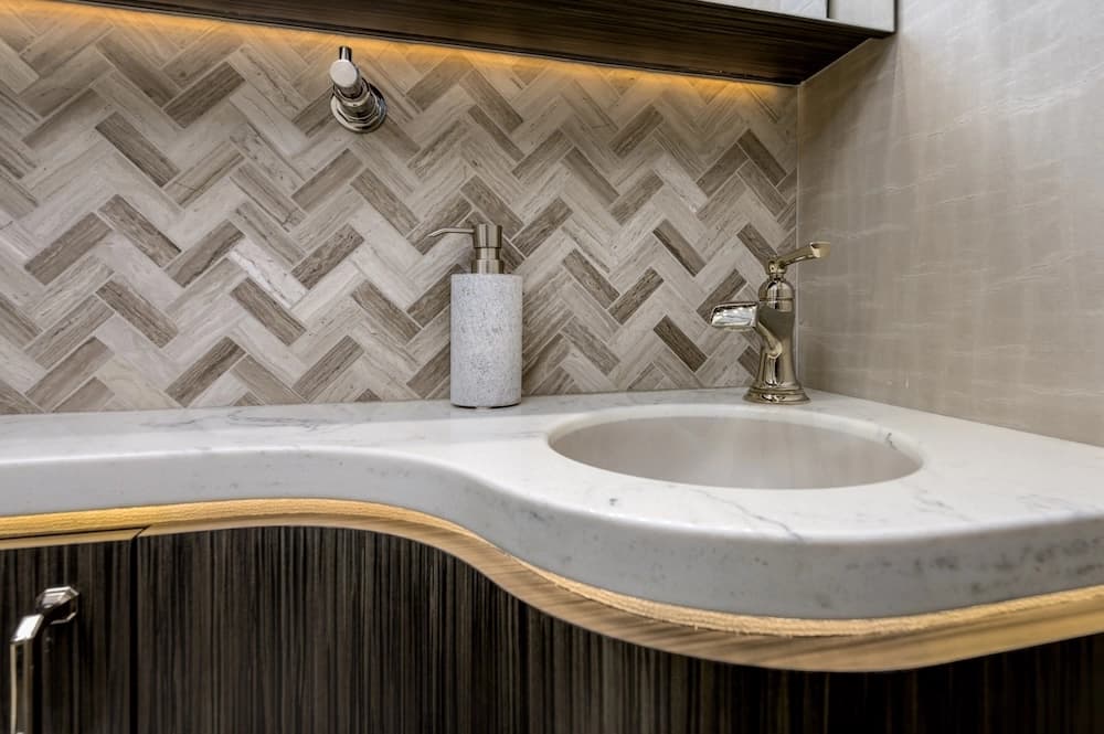 2021 Prevost Marathon H3-45 Motorhome - Image 12