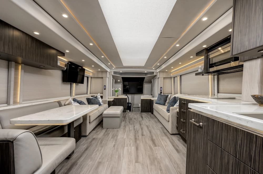 2021 Prevost Marathon H3-45 Motorhome - Image 19
