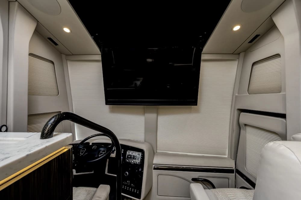 2021 Prevost Marathon H3-45 Motorhome - Image 21