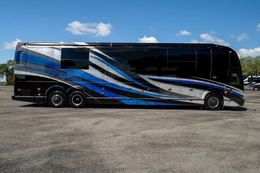 2021 Prevost Marathon H3-45 Motorhome - Image 25