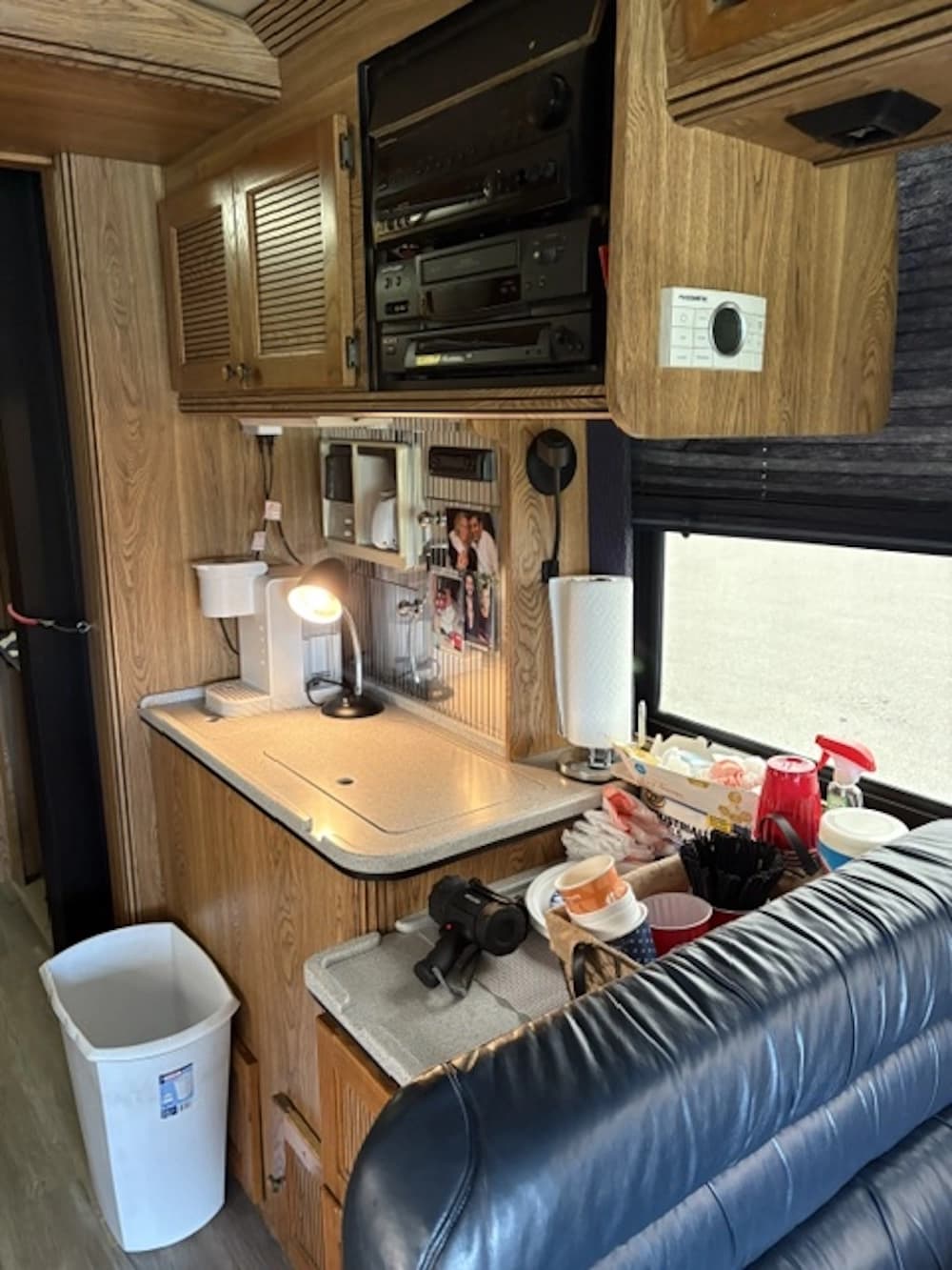 1996 Prevost XL 40 Motorhome - Image 19