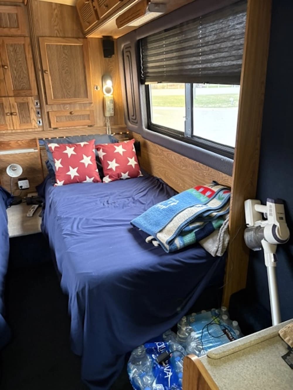 1996 Prevost XL 40 Motorhome - Image 10