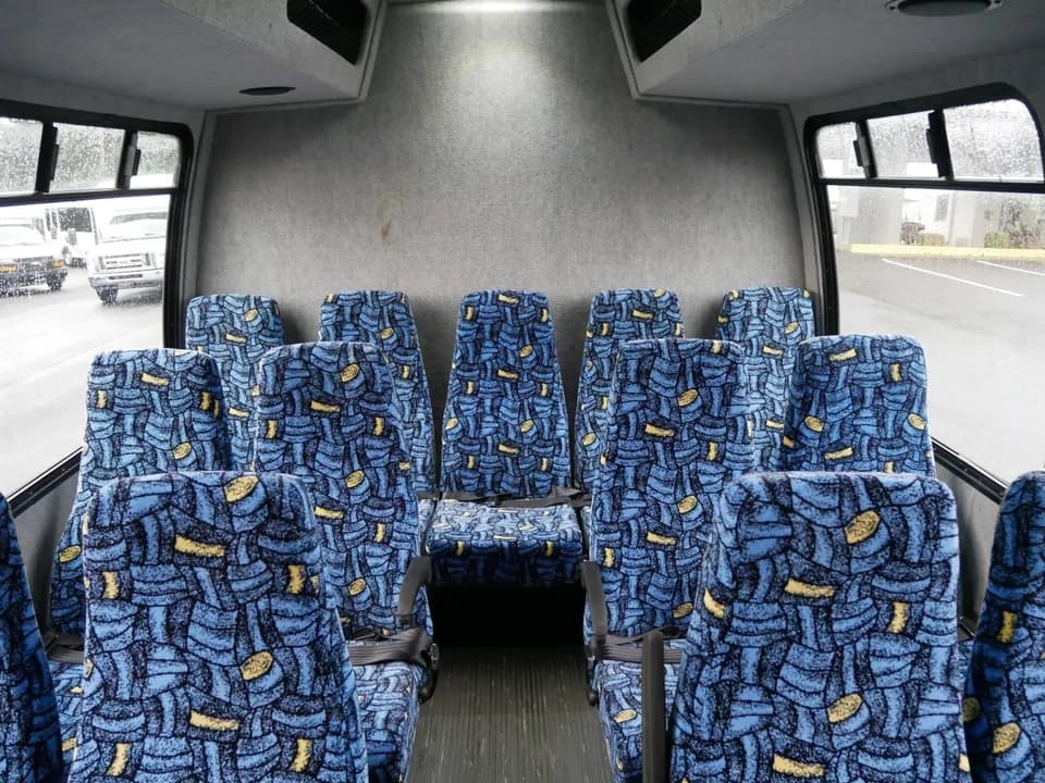 2012 Ford Ameritrans Shuttle Bus - Image 6