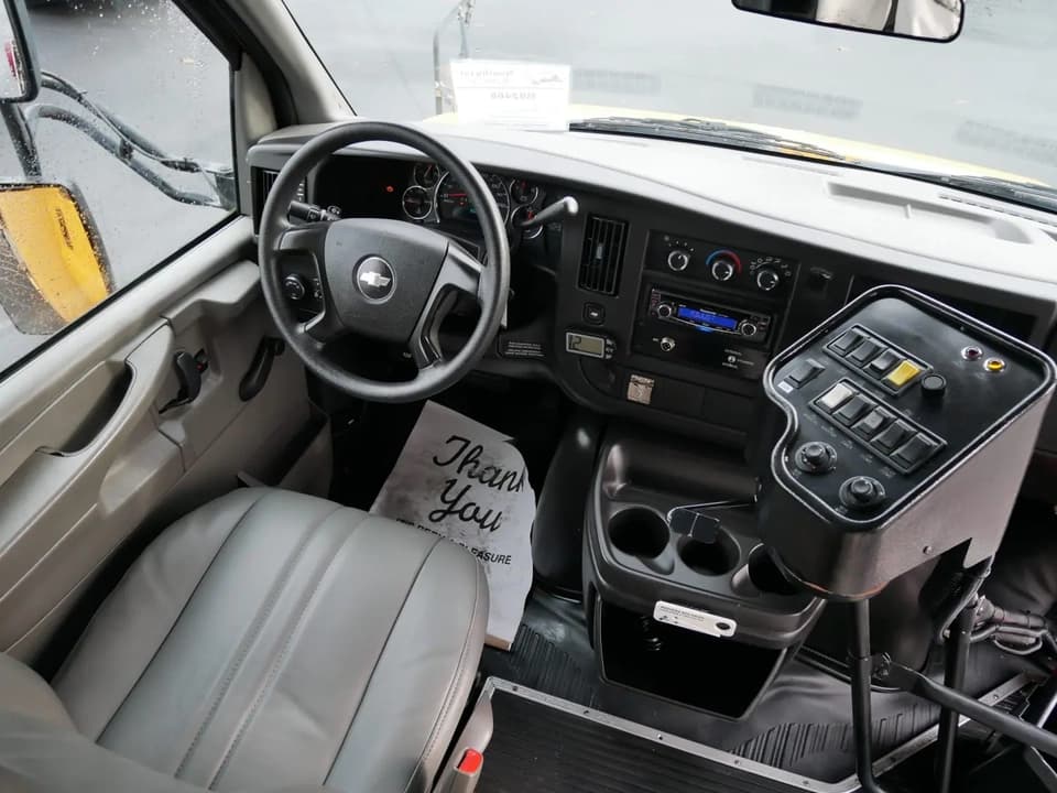 2008 Blue Bird Micro Bird - Image 5