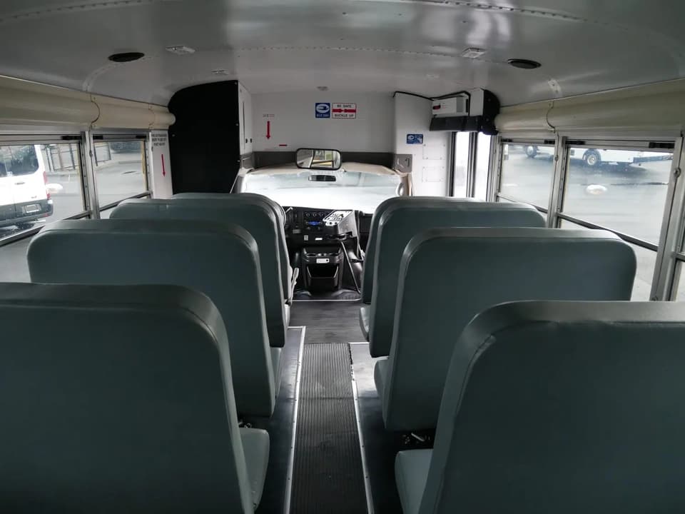 2008 Blue Bird Micro Bird - Image 8