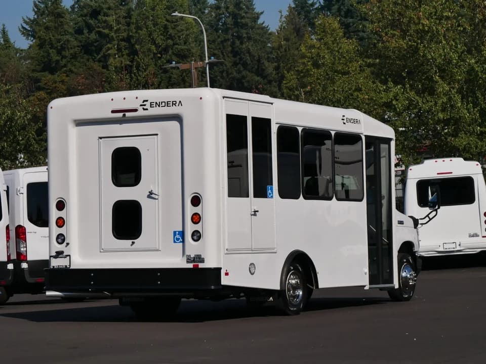 2023 Ford Endera - Image 3