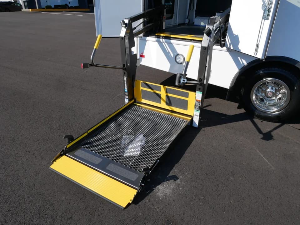 2023 Ford Endera - Image 11