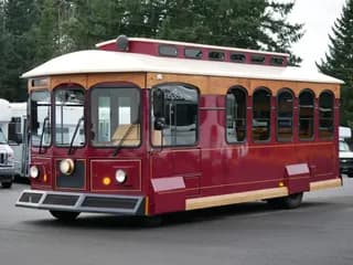 2011 Chevrolet Hometown Trolley bus