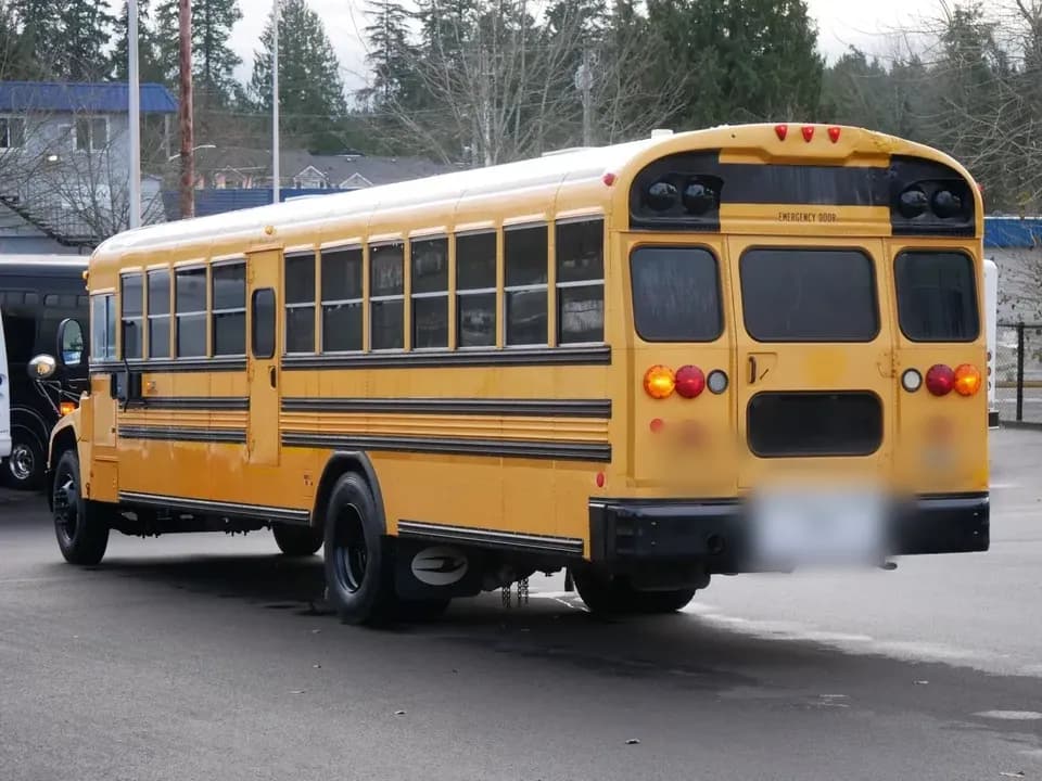2010 Blue Bird Vision School Bus - Image 3