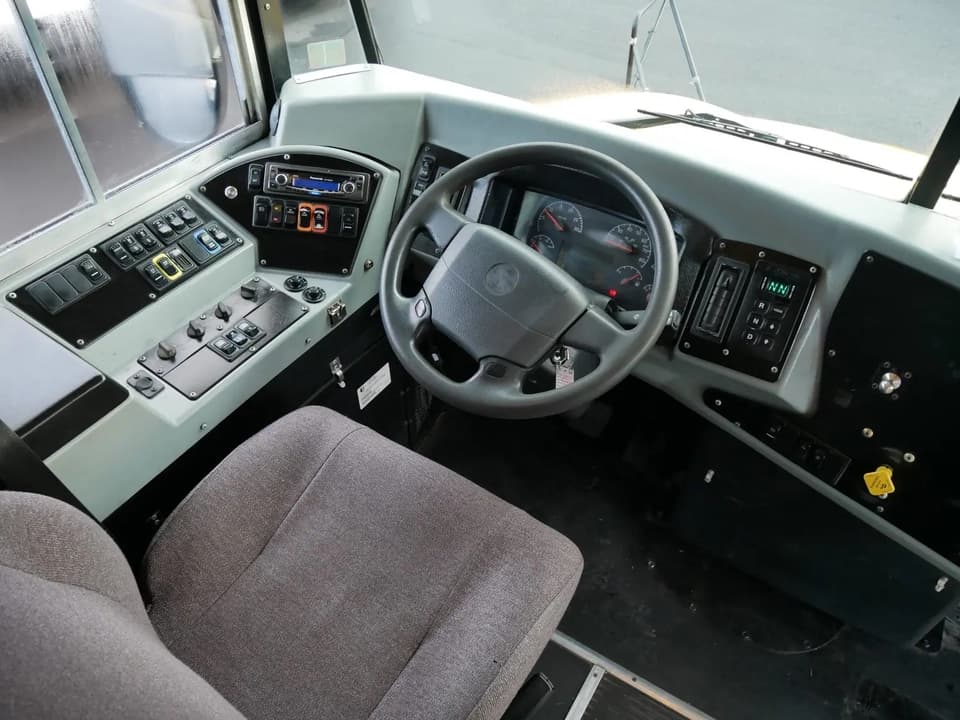 2010 Blue Bird Vision School Bus - Image 4