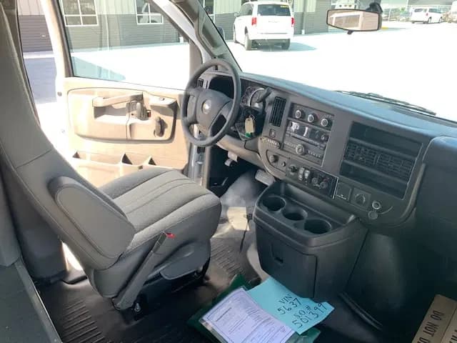 2024 Chevrolet Terra Transit Cutaway - Image 9