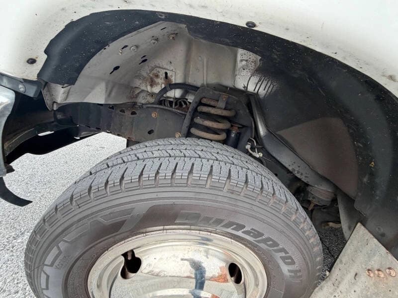 2012 Ford E350 SD ADA Shuttle Bus - Image 26