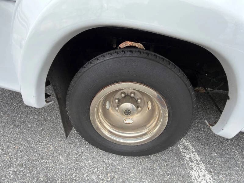 2014 Ford E350 ADA Shuttle Bus - Image 11