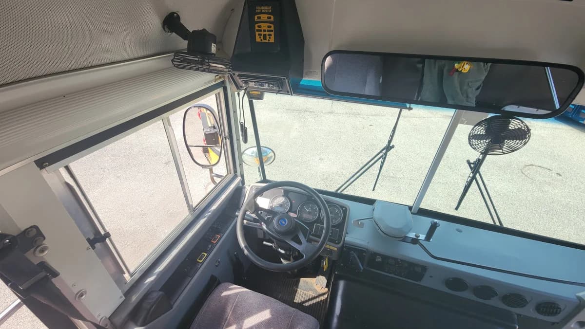 2013 Blue Bird All American 71P FE - Image 8