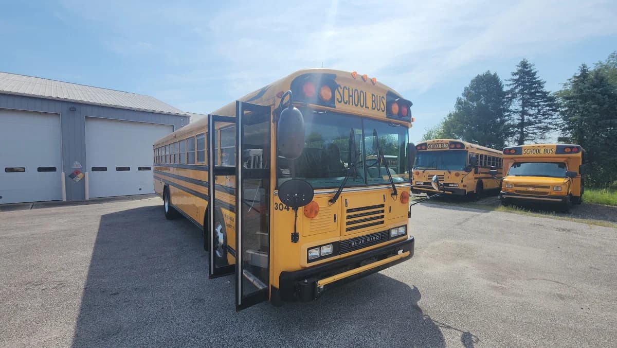 2013 Blue Bird All American 71P FE - Image 12