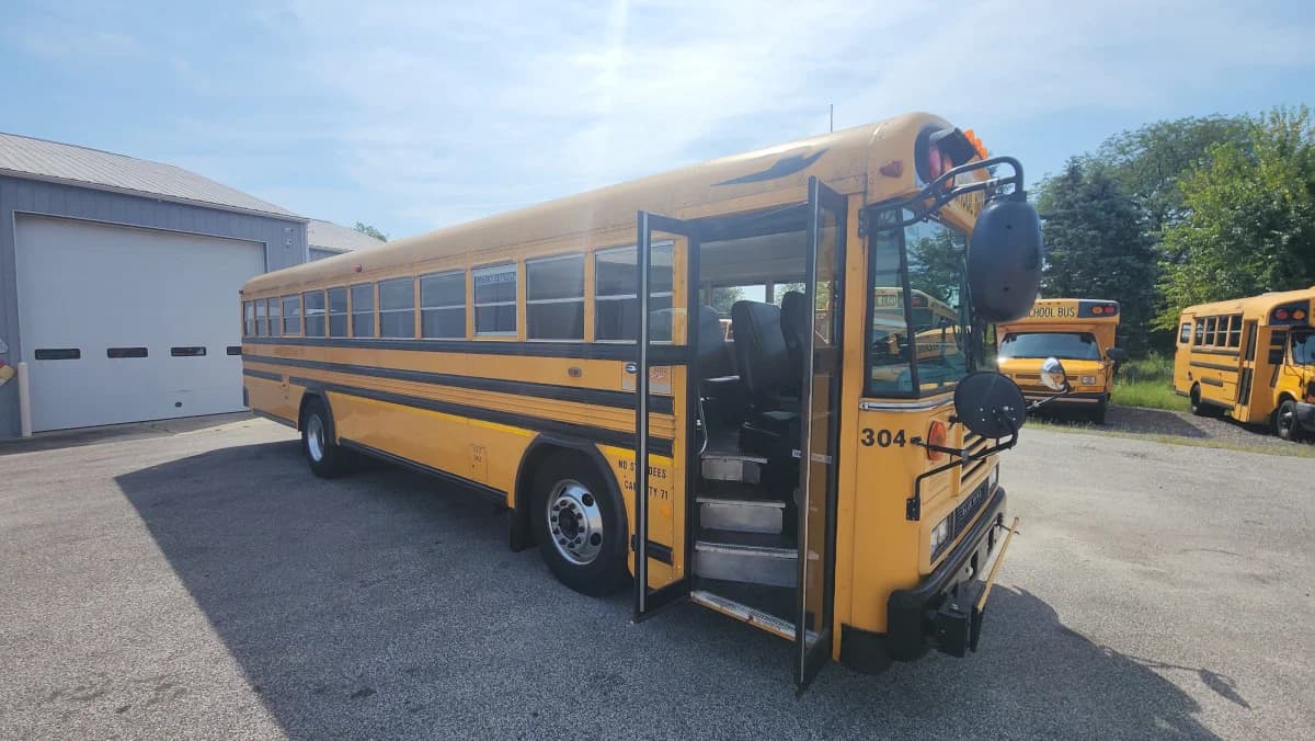 2013 Blue Bird All American 71P FE - Image 2