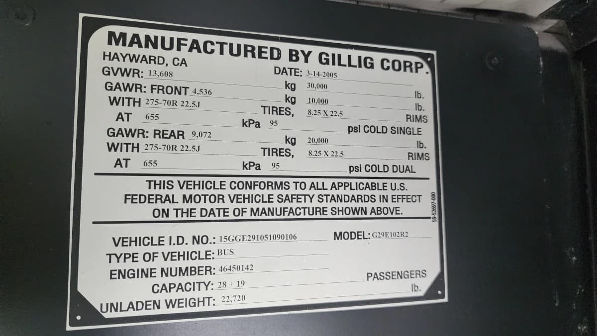 2005 GILLIG Low Floor 28 FT Transit - Image 28