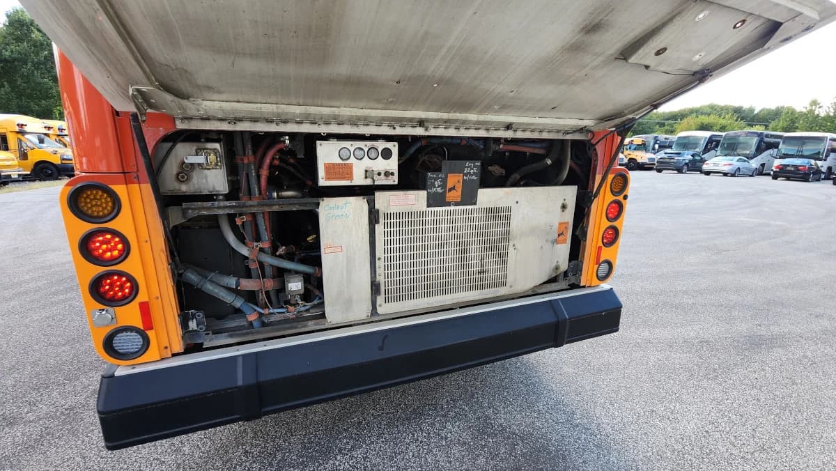 2005 GILLIG Low Floor 28 FT Transit - Image 26