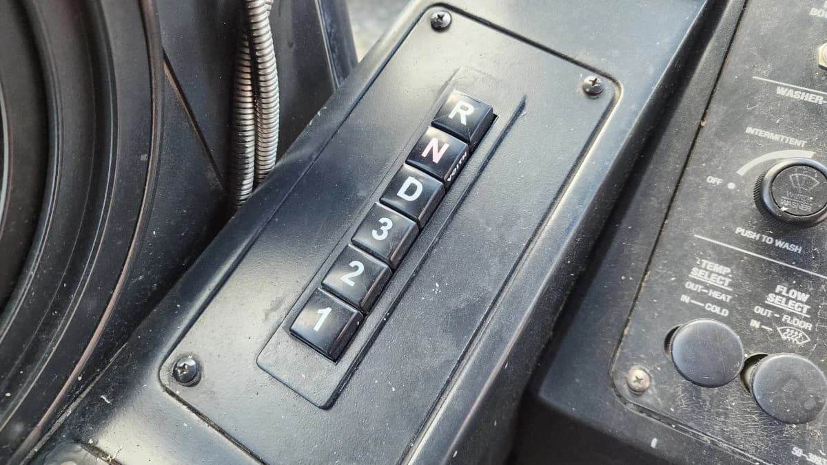 2005 GILLIG Low Floor 28 FT Transit - Image 30