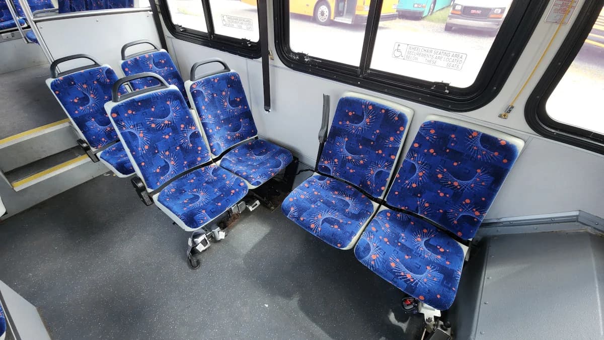 2007 Gillig Low Floor 28FT Transit - Image 10