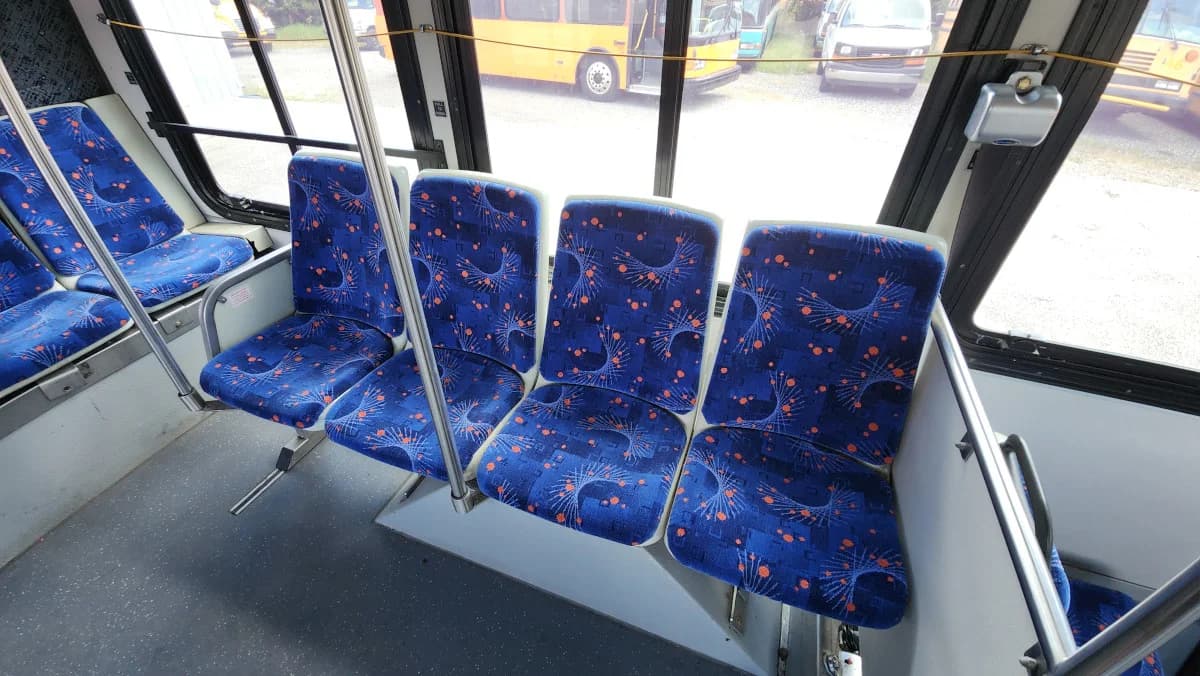 2007 Gillig Low Floor 28FT Transit - Image 13