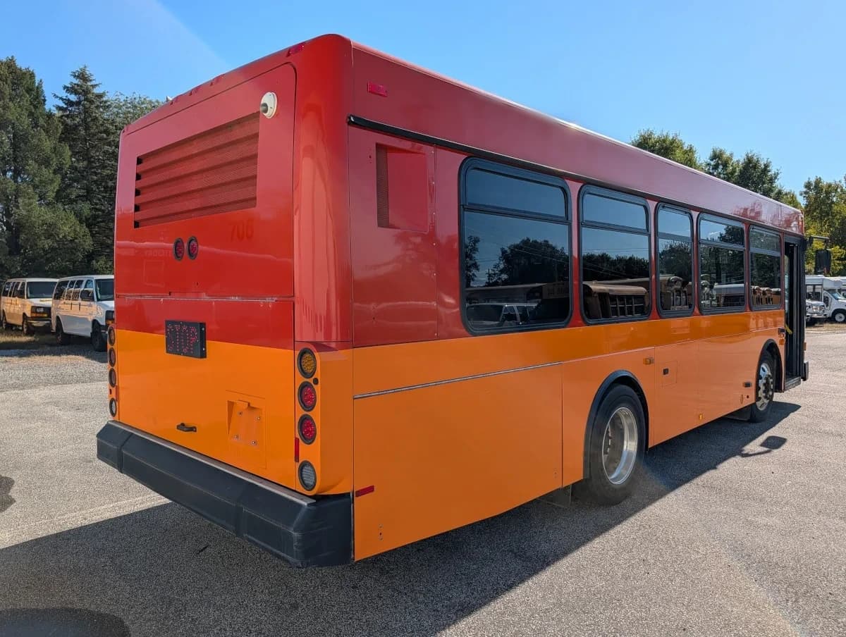 2005 Gillig Low Floor 28FT Transit - Image 27