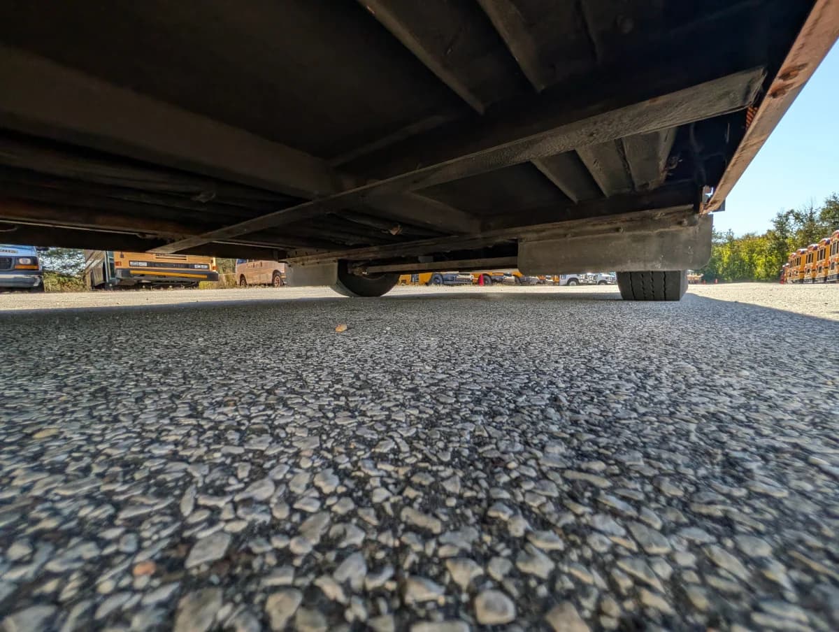 2005 Gillig Low Floor 28FT Transit - Image 20