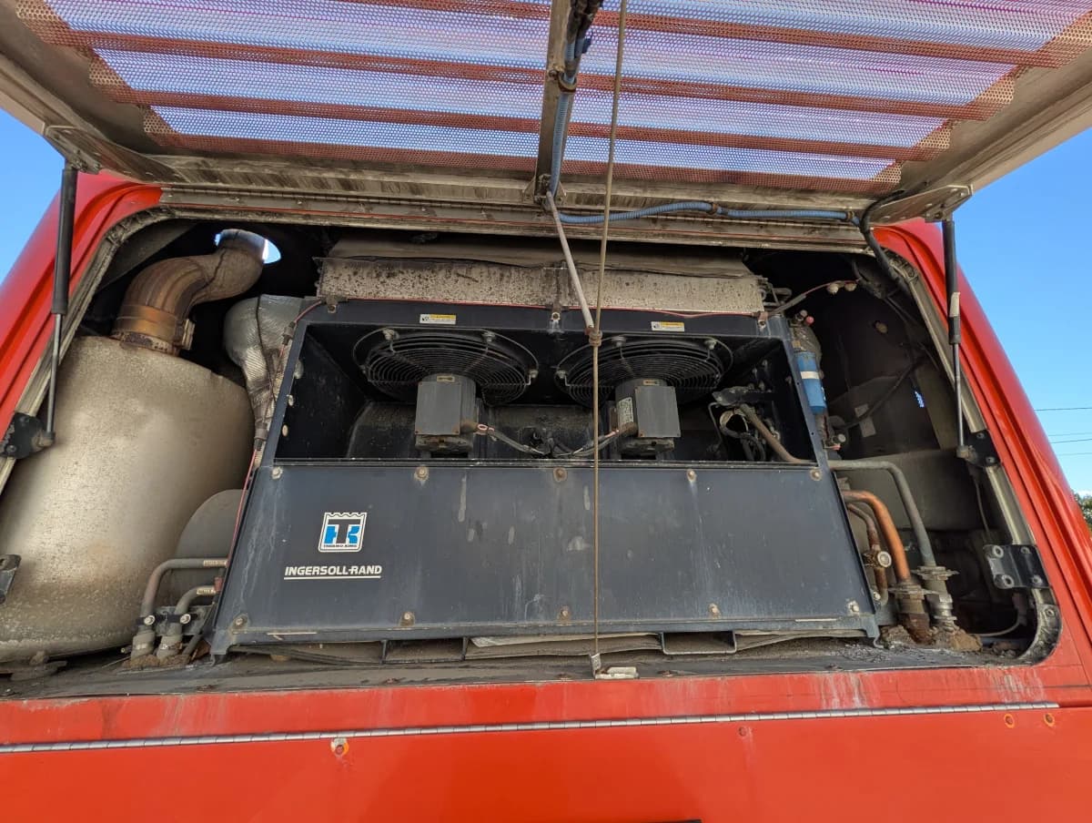 2005 Gillig Low Floor 28FT Transit - Image 22