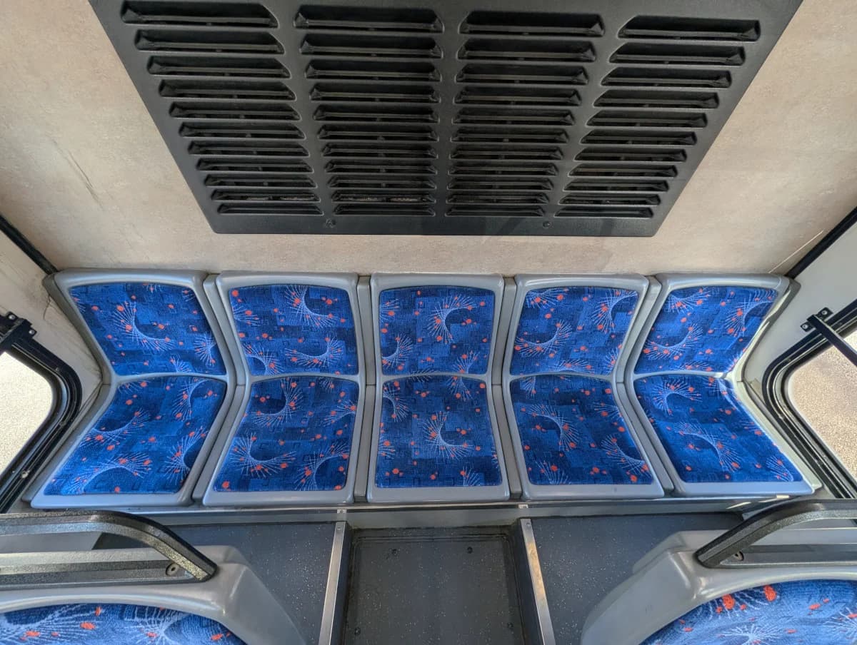 2005 Gillig Low Floor 28FT Transit - Image 16