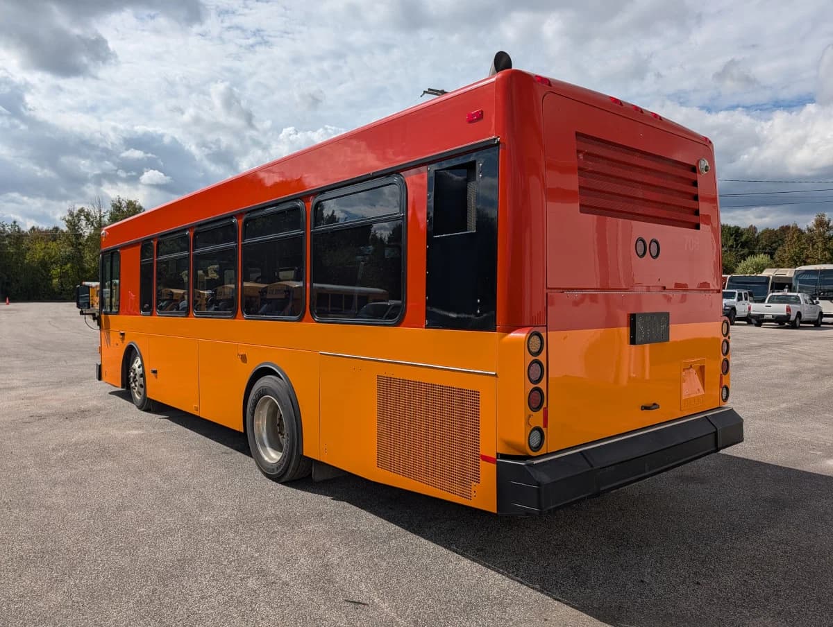 2005 Gillig Low Floor 28 FT Transit - Image 28