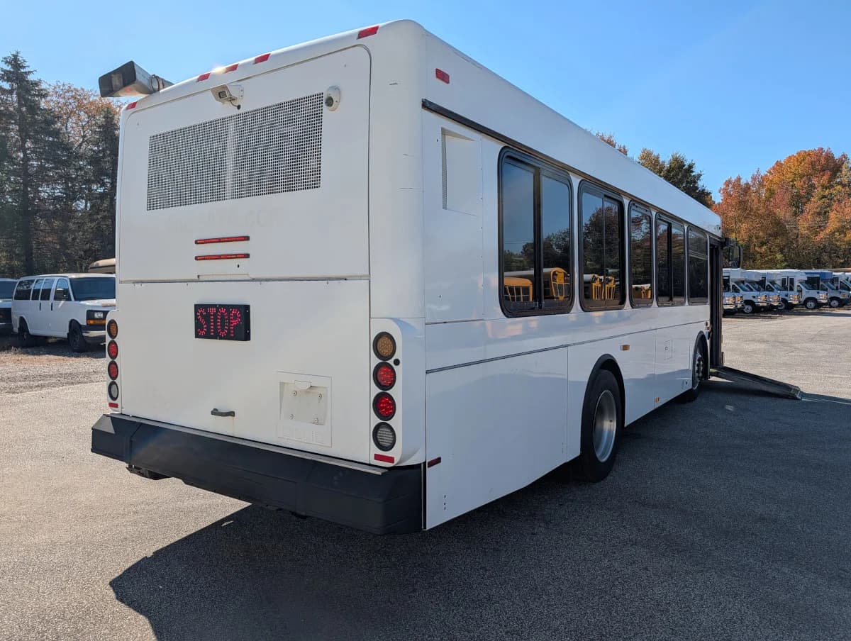 2007 Gillig Low Floor 28 FT Transit - Image 25