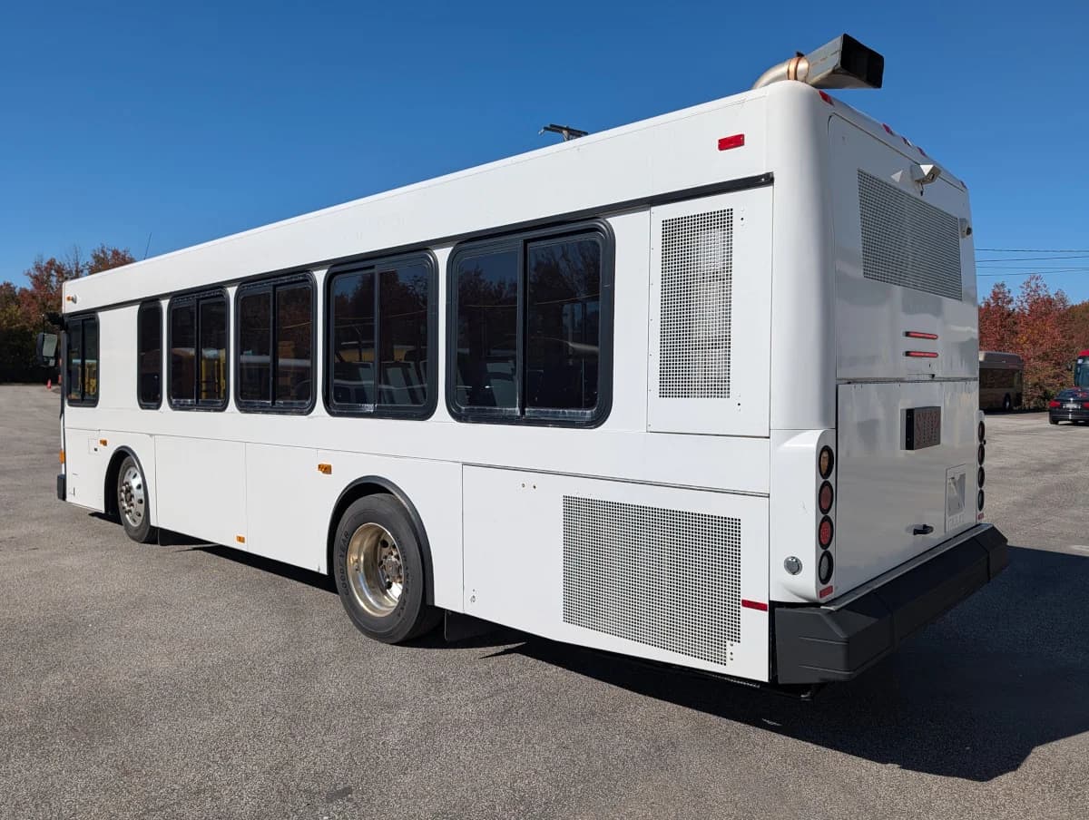 2007 Gillig Low Floor 28 FT Transit - Image 28