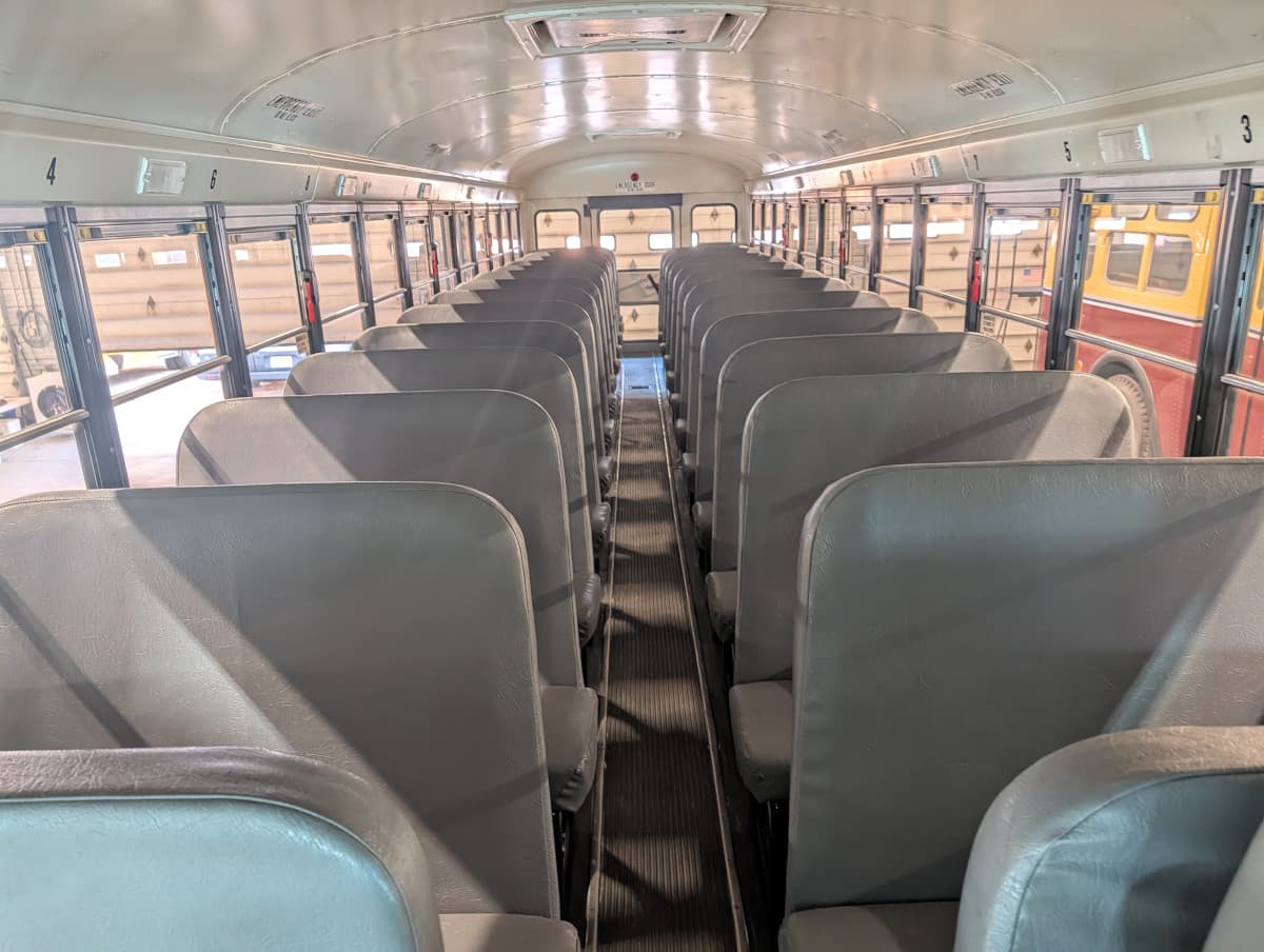 2018 International CE 77P - Image 7