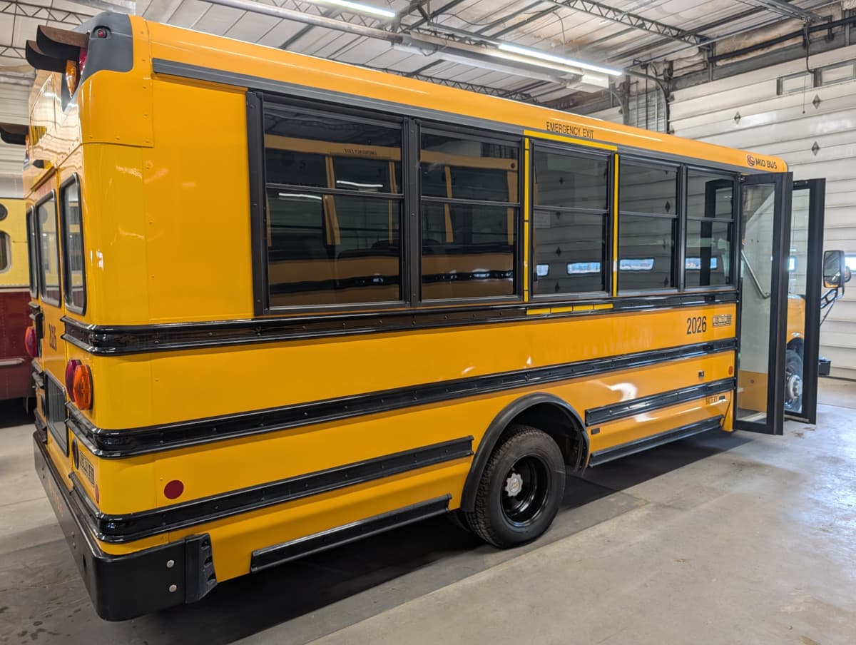 2020 Chevrolet Collins 29P - Image 3