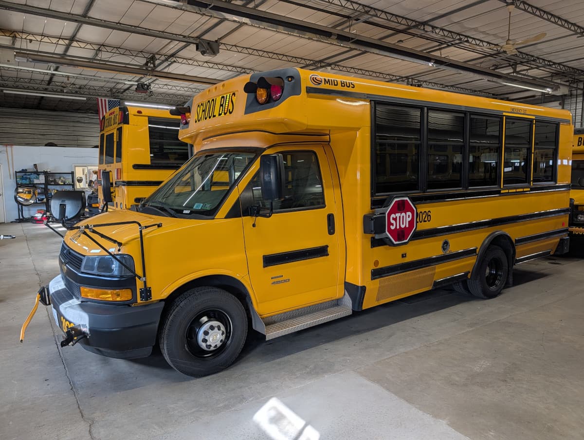 2020 Chevrolet 4500 bus