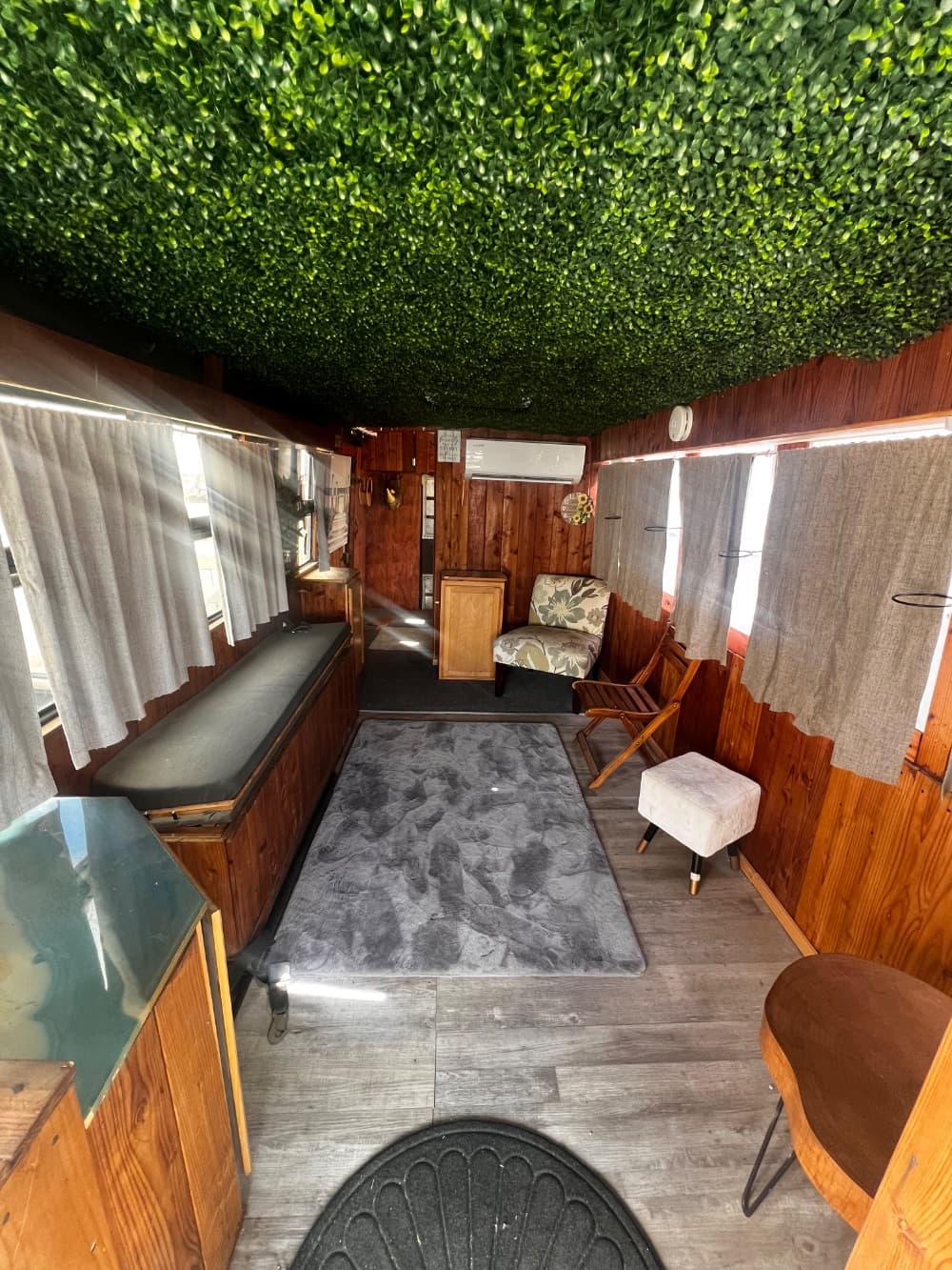 2007 Thomas Saf-T-Liner C2 - Image 4