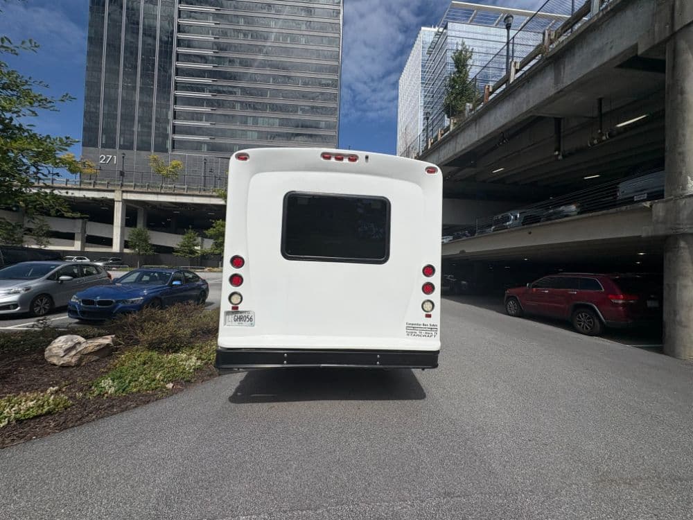 2020 Ford E450 - Thumbnail 8 2020 Ford E450 - Thumbnail 8