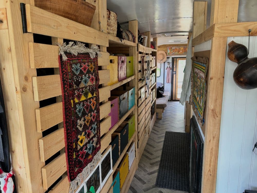 2006 International CE200 - Thumbnail 5 2006 International CE200 - Thumbnail 5