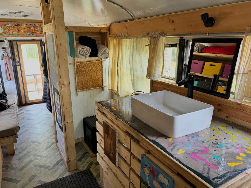 2006 International CE200 - Thumbnail 6 2006 International CE200 - Thumbnail 6