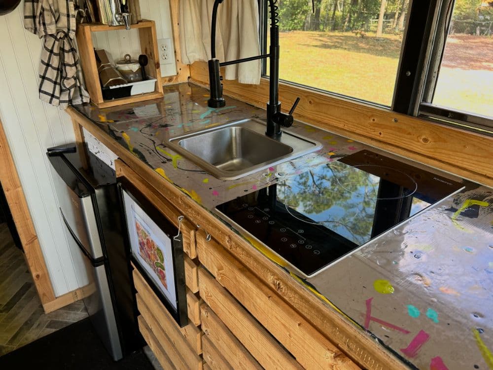 2006 International CE200 - Thumbnail 18 2006 International CE200 - Thumbnail 18