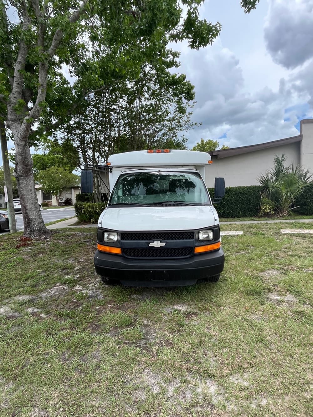 2008 Chevroled Express 3500 - Thumbnail 4 2008 Chevroled Express 3500 - Thumbnail 4