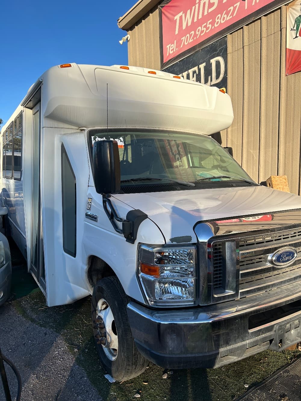 2017 Ford F450 bus 2017 Ford F450 bus