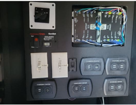 2016 Ford Econoline Cutaway Mini Bus - Thumbnail 12 2016 Ford Econoline Cutaway Mini Bus - Thumbnail 12