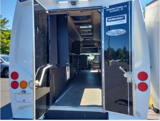 2016 Ford Econoline Cutaway Mini Bus - Thumbnail 4 2016 Ford Econoline Cutaway Mini Bus - Thumbnail 4