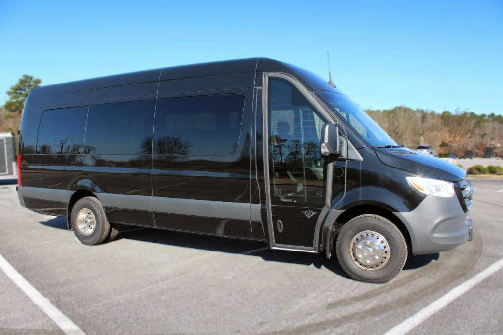 2024 LA West Executive Sprinter bus 2024 LA West Executive Sprinter bus