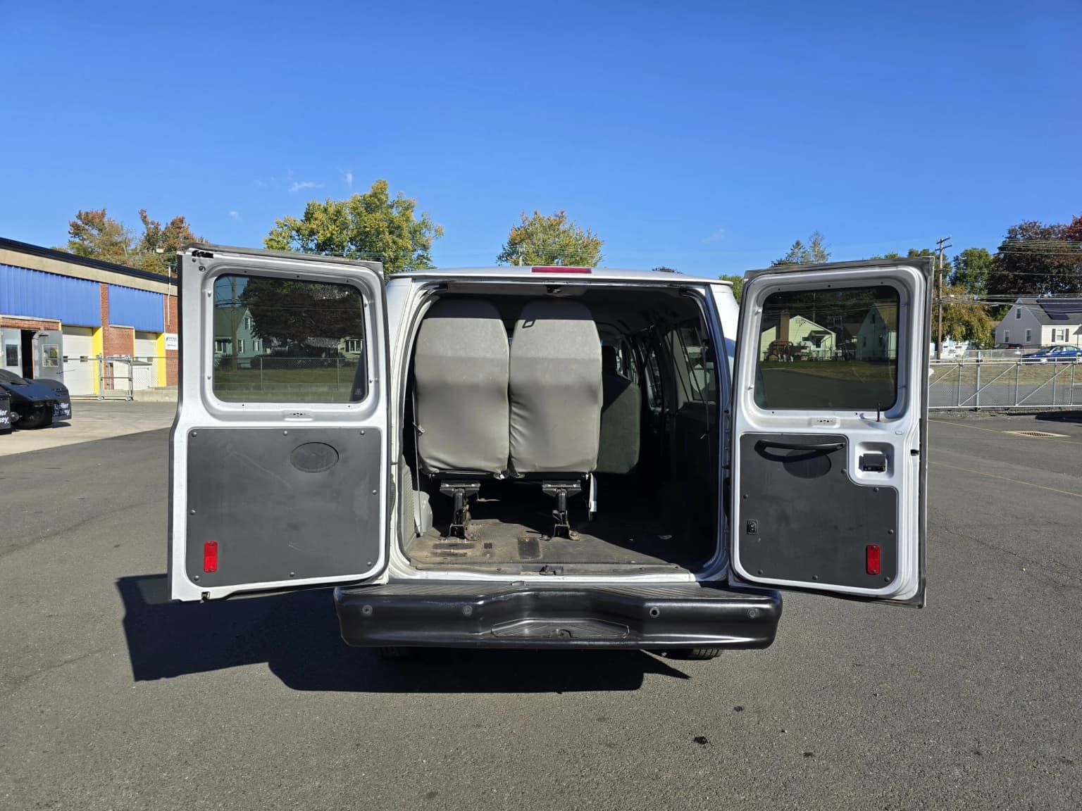 2013 Ford E350 Van - Thumbnail 4 2013 Ford E350 Van - Thumbnail 4