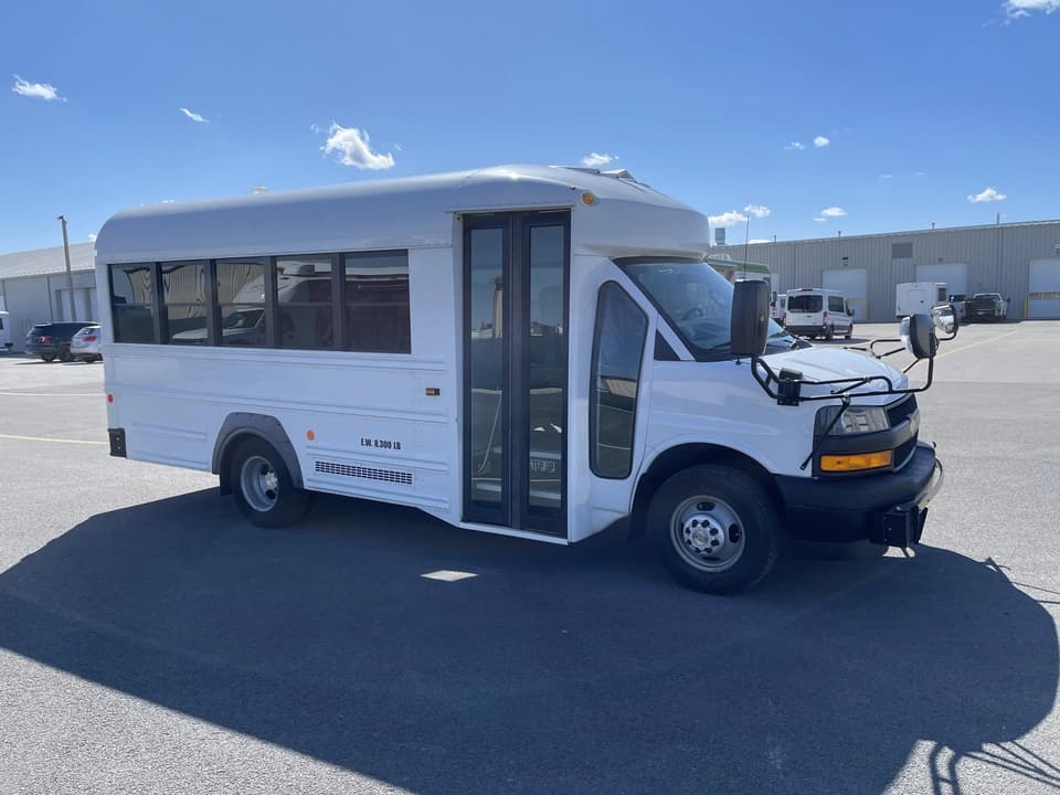 2018 Chevrolet Express 3500 bus 2018 Chevrolet Express 3500 bus