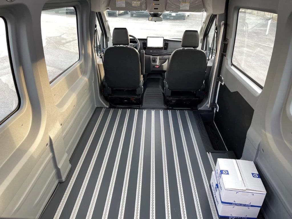 2023 Starcraft E-Transit ADA Electric Van - Thumbnail 5 2023 Starcraft E-Transit ADA Electric Van - Thumbnail 5