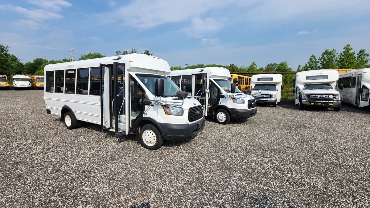 2019 Ford T350 bus 2019 Ford T350 bus