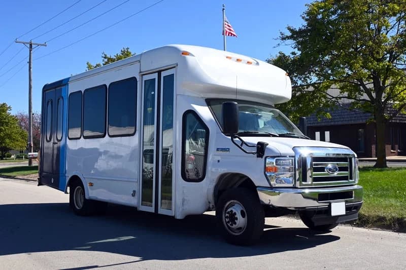 2021 Ford E350 bus 2021 Ford E350 bus